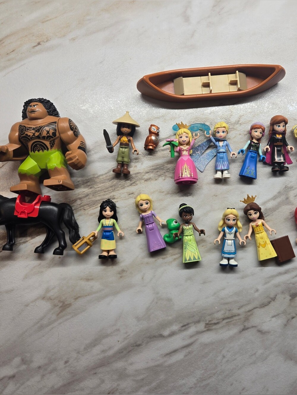 LEGO Friends and Disney Princess Mini Figure Lot - Mixed Colors